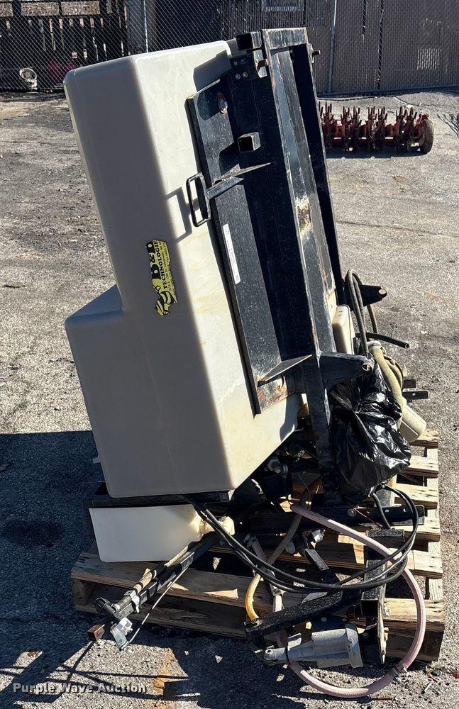 image for item EU4046 B&B Technologies turf sprayer