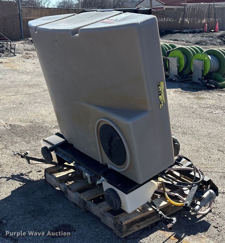 image for item EU4046 B&B Technologies turf sprayer