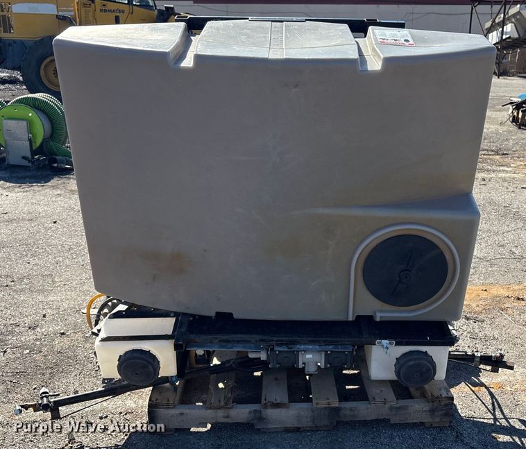 image for item EU4046 B&B Technologies turf sprayer