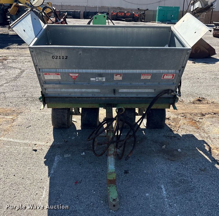 image for item EU4047 Bannerman BTD-10 top dresser spreader