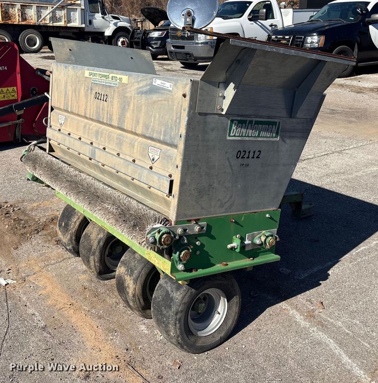 image for item EU4047 Bannerman BTD-10 top dresser spreader