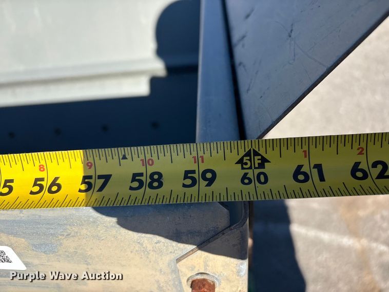 image for item EU4047 Bannerman BTD-10 top dresser spreader