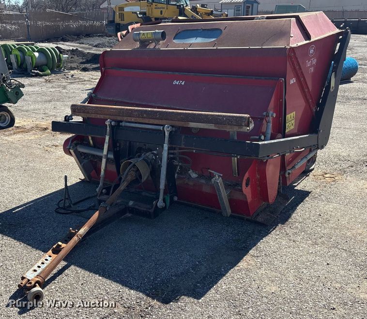 image for item EU4048 Redexim Charterhouse Turf Tidy 1710 turf sweeper