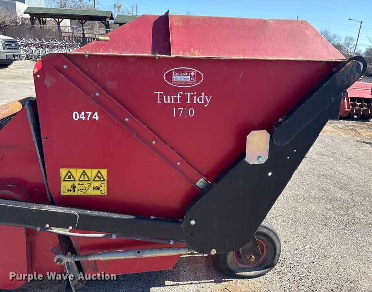 image for item EU4048 Redexim Charterhouse Turf Tidy 1710 turf sweeper