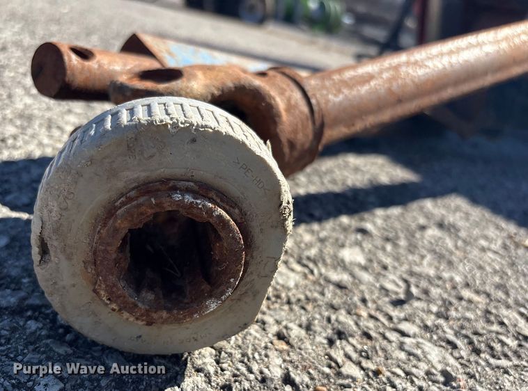 image for item EU4048 Redexim Charterhouse Turf Tidy 1710 turf sweeper