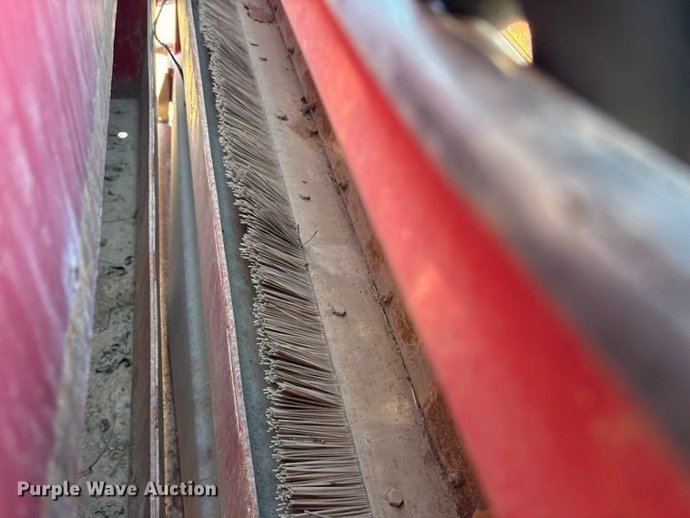 image for item EU4048 Redexim Charterhouse Turf Tidy 1710 turf sweeper