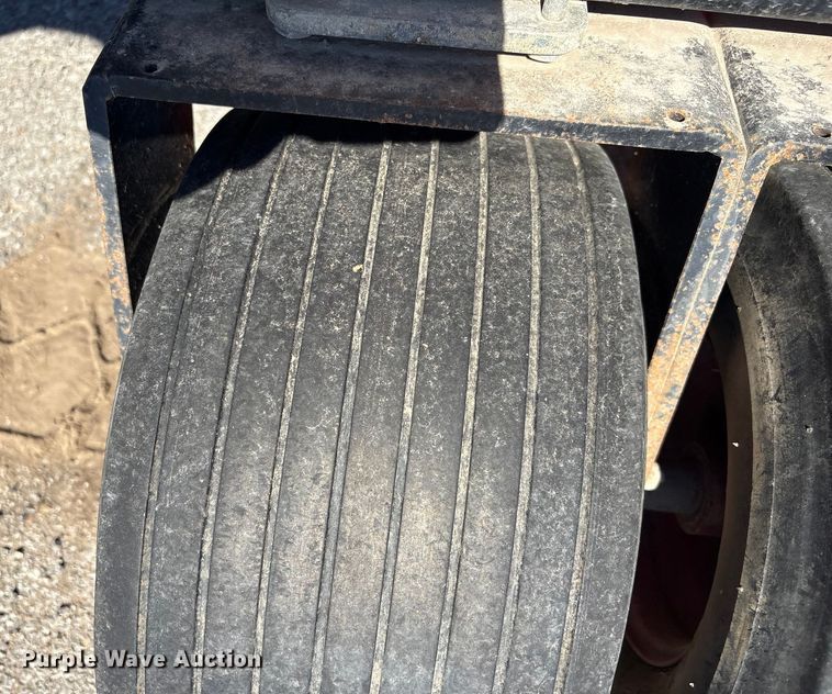 image for item EU4048 Redexim Charterhouse Turf Tidy 1710 turf sweeper