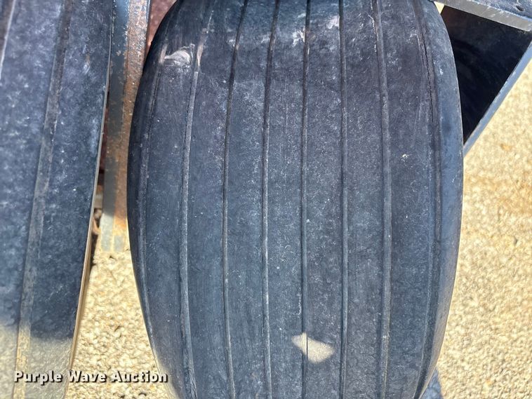 image for item EU4048 Redexim Charterhouse Turf Tidy 1710 turf sweeper