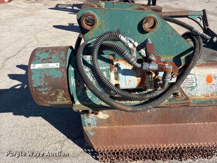image for item EU4051 Excavator mulcher