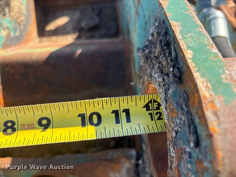 image for item EU4051 Excavator mulcher