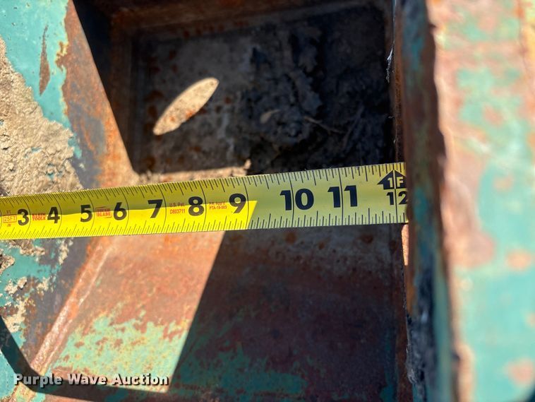 image for item EU4051 Excavator mulcher