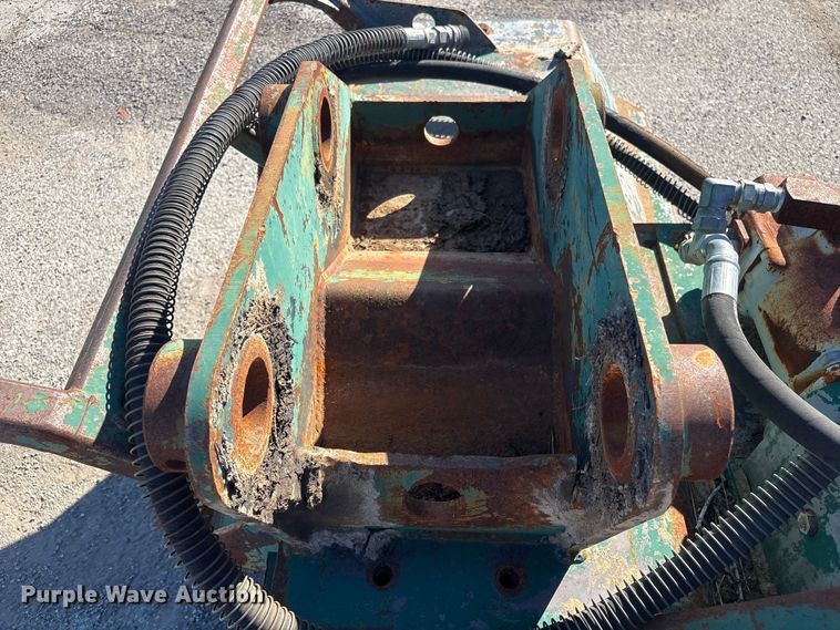 image for item EU4051 Excavator mulcher