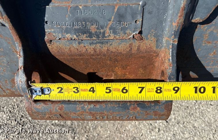 image for item EU4056 Bobcat 7150228 backhoe bucket