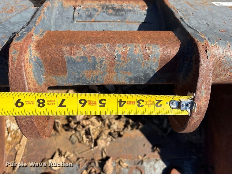 image for item EU4056 Bobcat 7150228 backhoe bucket