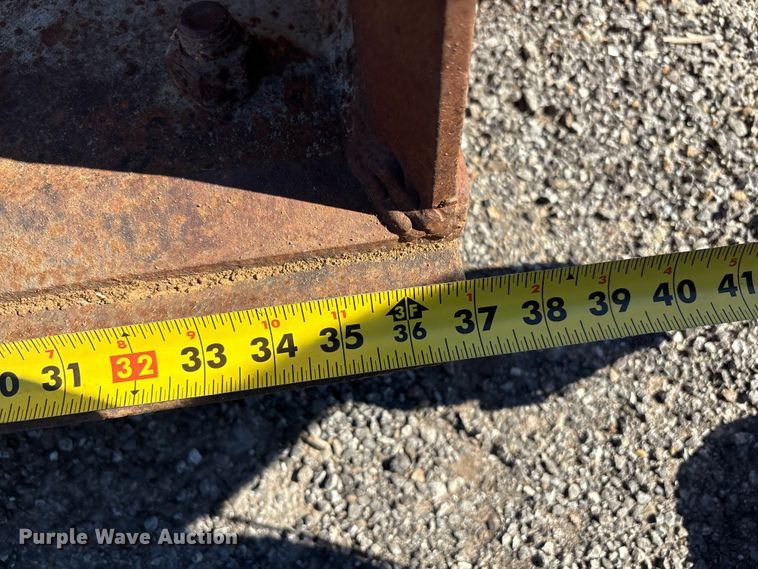 image for item EU4057 Central Fabricators JD135C excavator bucket