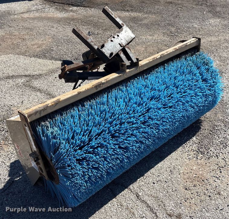 image for item EU4061 Kromer broom