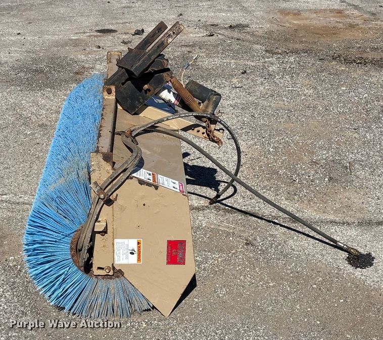 image for item EU4061 Kromer broom