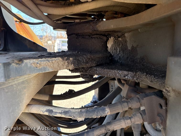 image for item EU4062 Komatsu WA250-5L wheel loader