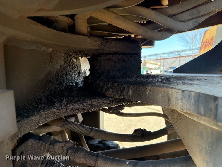 image for item EU4062 Komatsu WA250-5L wheel loader