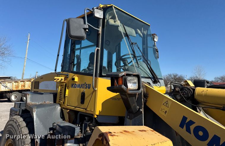 image for item EU4062 Komatsu WA250-5L wheel loader