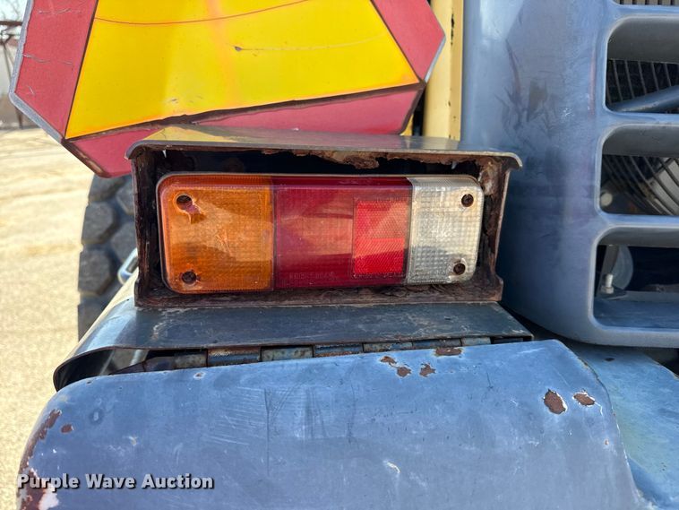 image for item EU4062 Komatsu WA250-5L wheel loader