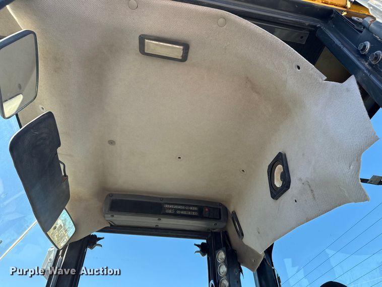 image for item EU4062 Komatsu WA250-5L wheel loader