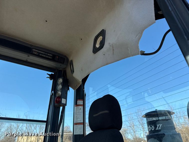 image for item EU4062 Komatsu WA250-5L wheel loader