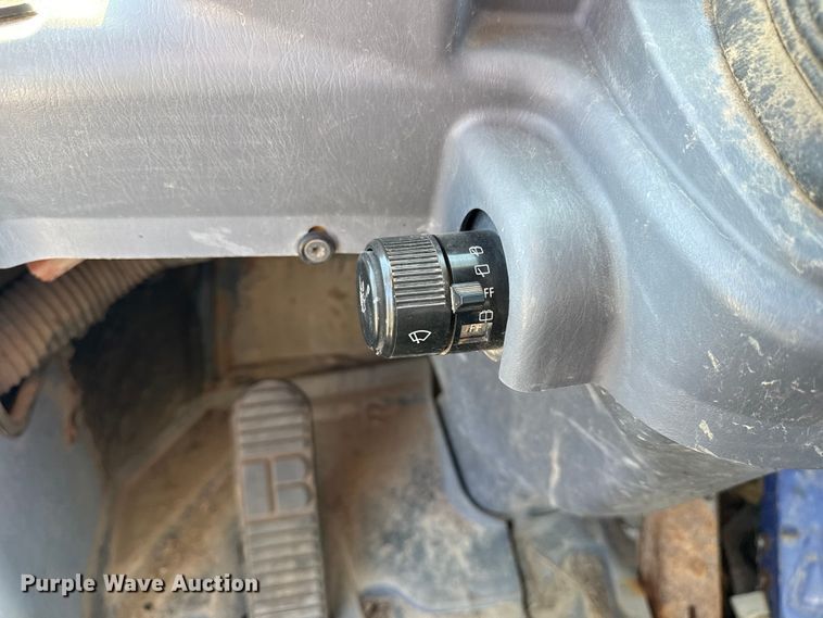 image for item EU4062 Komatsu WA250-5L wheel loader