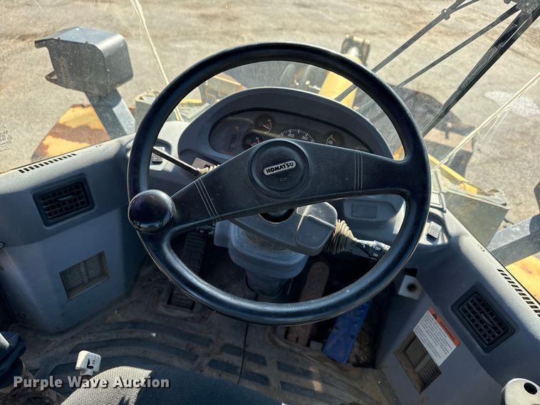 image for item EU4062 Komatsu WA250-5L wheel loader