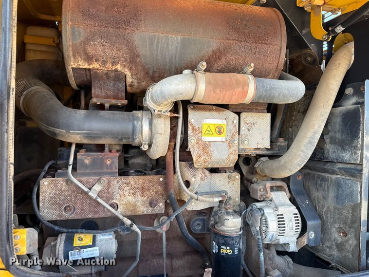 image for item EU4062 Komatsu WA250-5L wheel loader