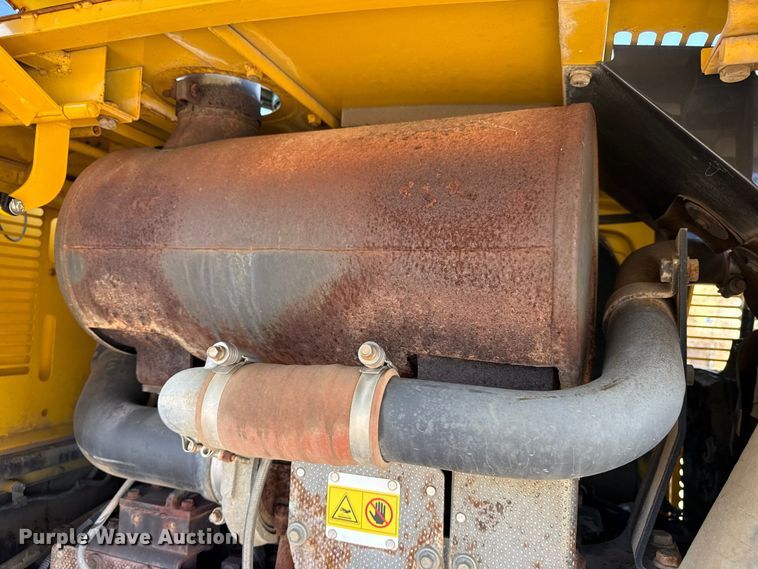 image for item EU4062 Komatsu WA250-5L wheel loader