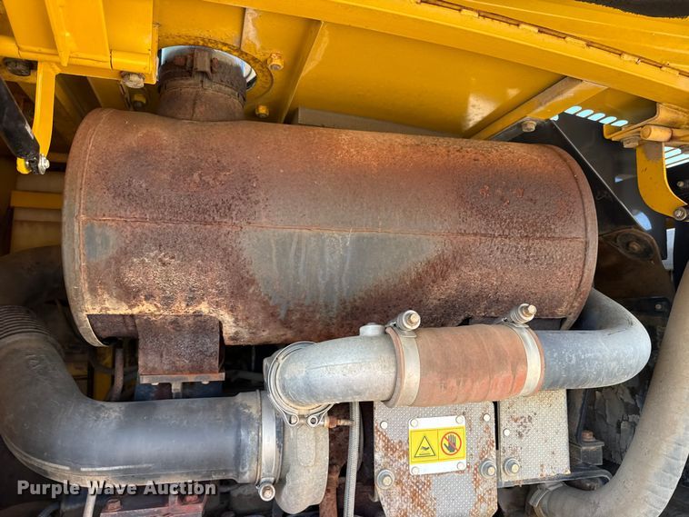 image for item EU4062 Komatsu WA250-5L wheel loader