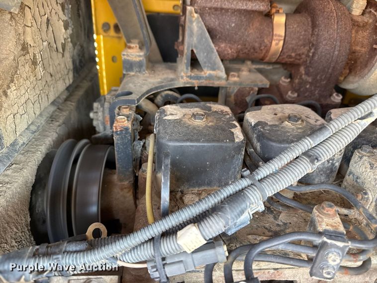 image for item EU4062 Komatsu WA250-5L wheel loader