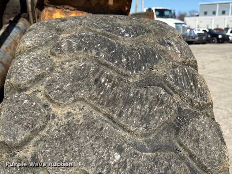 image for item EU4062 Komatsu WA250-5L wheel loader