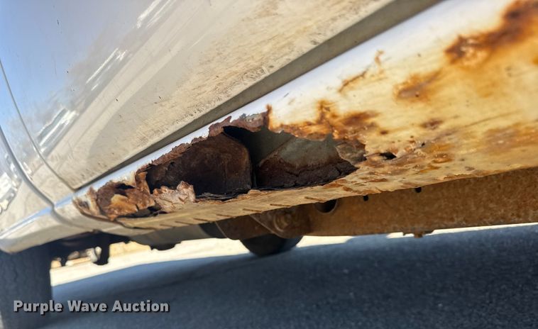 image for item EU4064 2004 GMC Sierra 1500 pickup truck