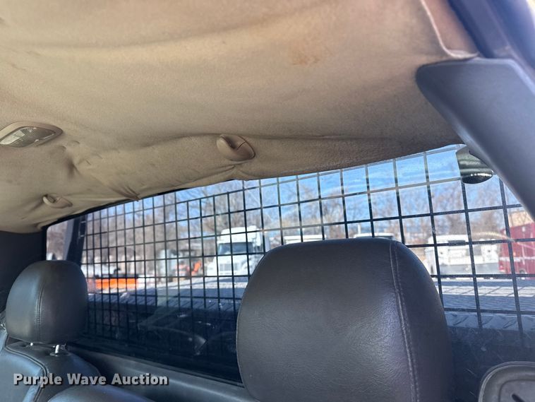 image for item EU4064 2004 GMC Sierra 1500 pickup truck