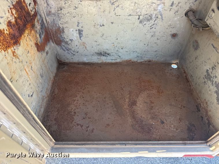 image for item EU4065 2013 Chevrolet Silverado 3500HD utility bed pickup truck