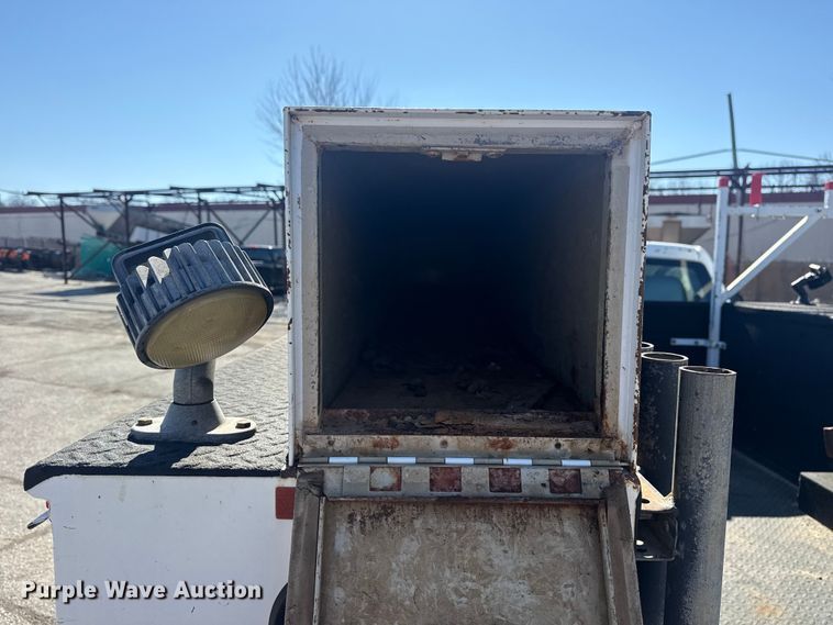 image for item EU4065 2013 Chevrolet Silverado 3500HD utility bed pickup truck