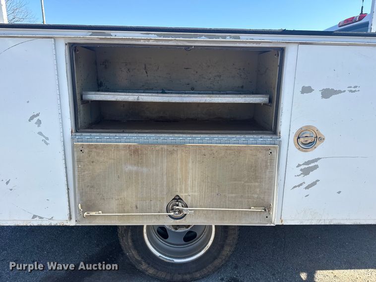 image for item EU4065 2013 Chevrolet Silverado 3500HD utility bed pickup truck