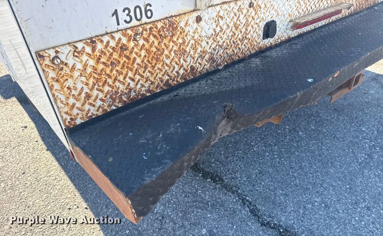 image for item EU4065 2013 Chevrolet Silverado 3500HD utility bed pickup truck