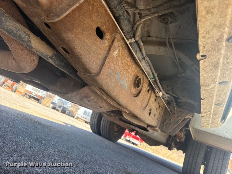 image for item EU4065 2013 Chevrolet Silverado 3500HD utility bed pickup truck