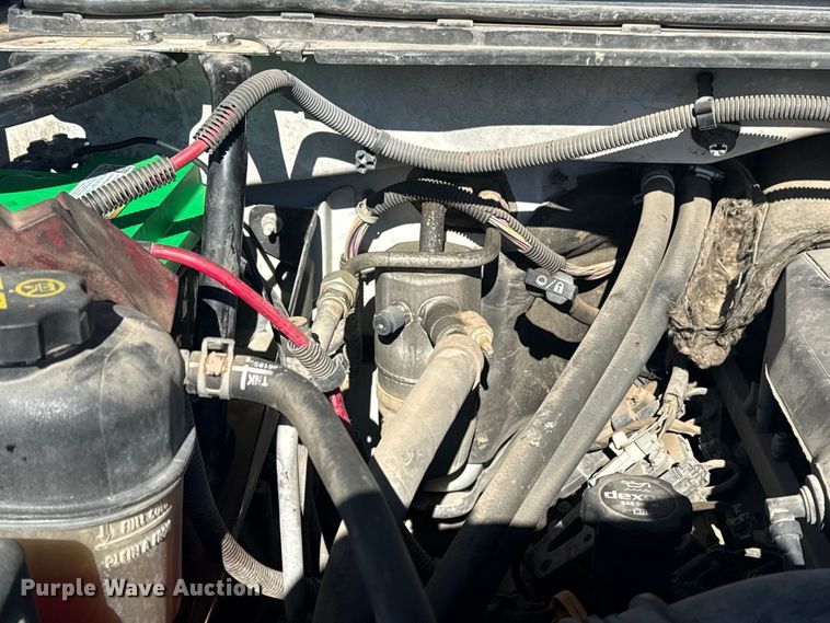 image for item EU4065 2013 Chevrolet Silverado 3500HD utility bed pickup truck