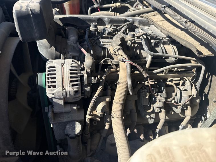 image for item EU4065 2013 Chevrolet Silverado 3500HD utility bed pickup truck