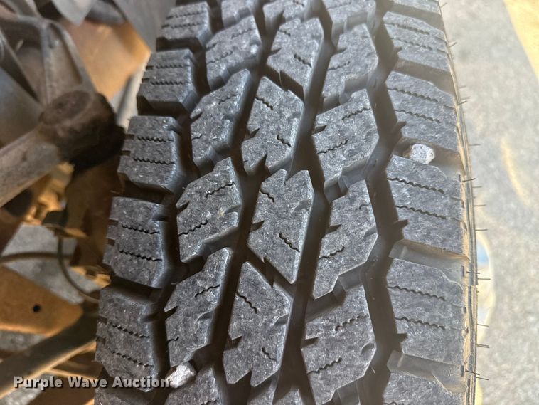 image for item EU4065 2013 Chevrolet Silverado 3500HD utility bed pickup truck