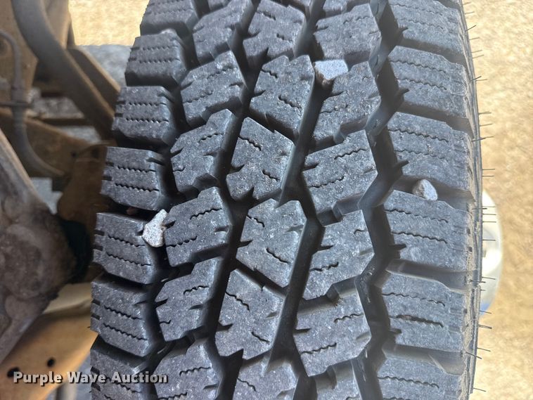 image for item EU4065 2013 Chevrolet Silverado 3500HD utility bed pickup truck