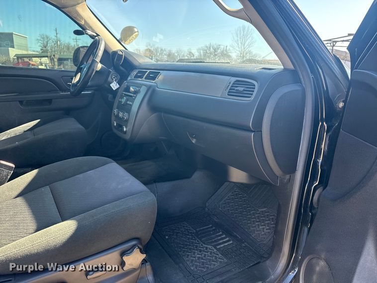 image for item EU4067 2014 Chevrolet Tahoe Police SUV