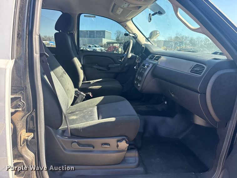 image for item EU4068 2012 Chevrolet Tahoe Police SUV