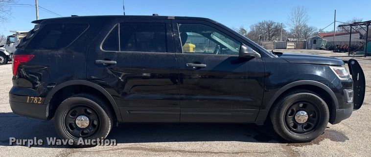 image for item EU4069 2017 Ford Explorer Police Interceptor SUV