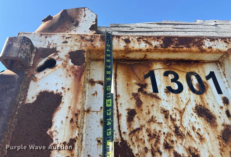 image for item EU4070 2013 International 7400 dump truck