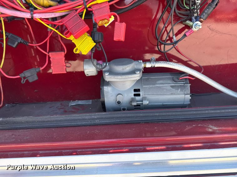 image for item EU4072 2007 International 4300 ambulance